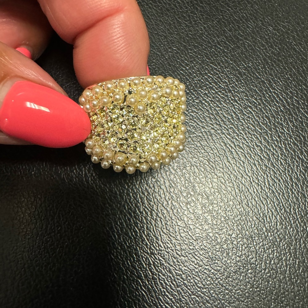 Camille Lucie crystal Swarovski and Pearl combination ring Sz 7.5 - Picture 14 of 16